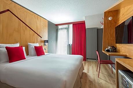 Classique Double or Twin Room with balcony - Mont-Blanc View