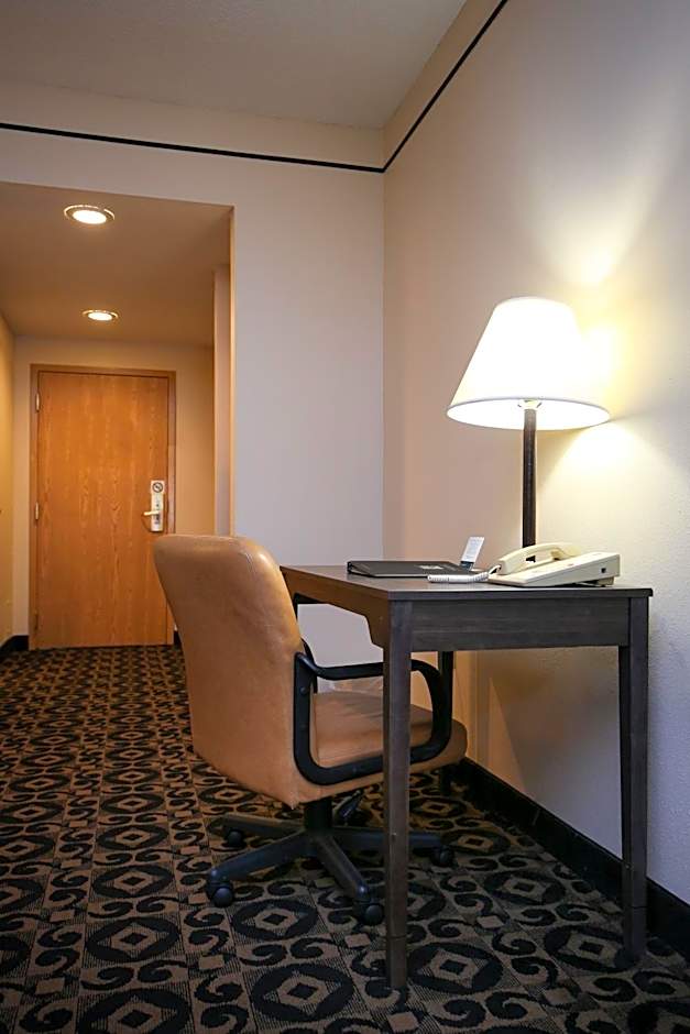 Quality Inn & Suites Boone - University Area