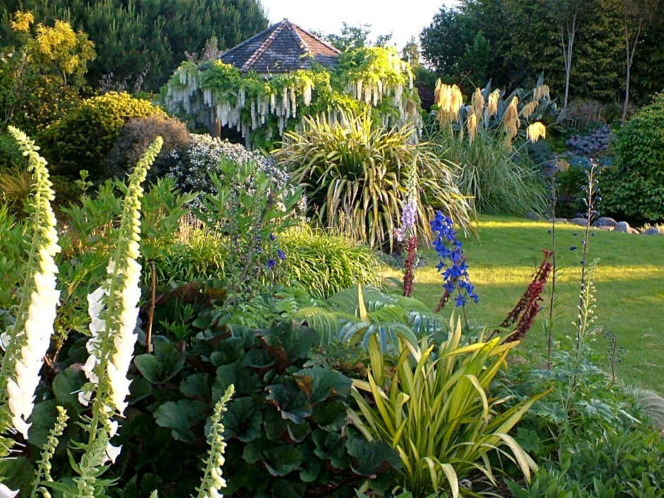 English Cherry Tree Manor