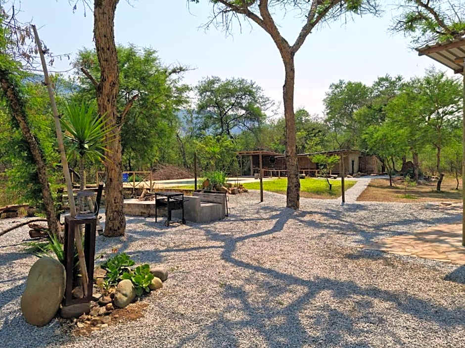 Crocodile Sands River Lodge
