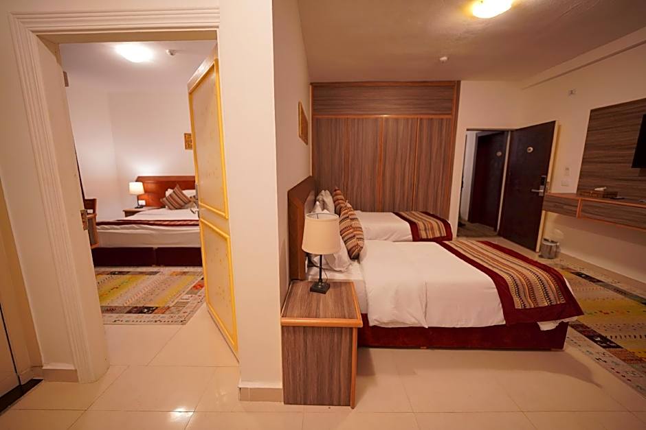petra plaza hotel