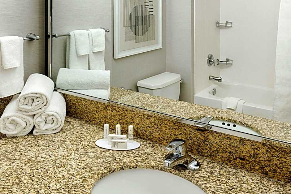 Courtyard by Marriott Springfield Downtown