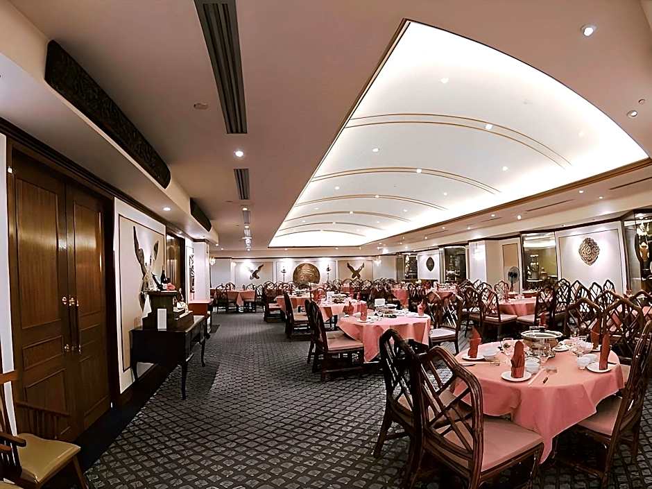 Puteri Wing - Riverside Majestic Hotel