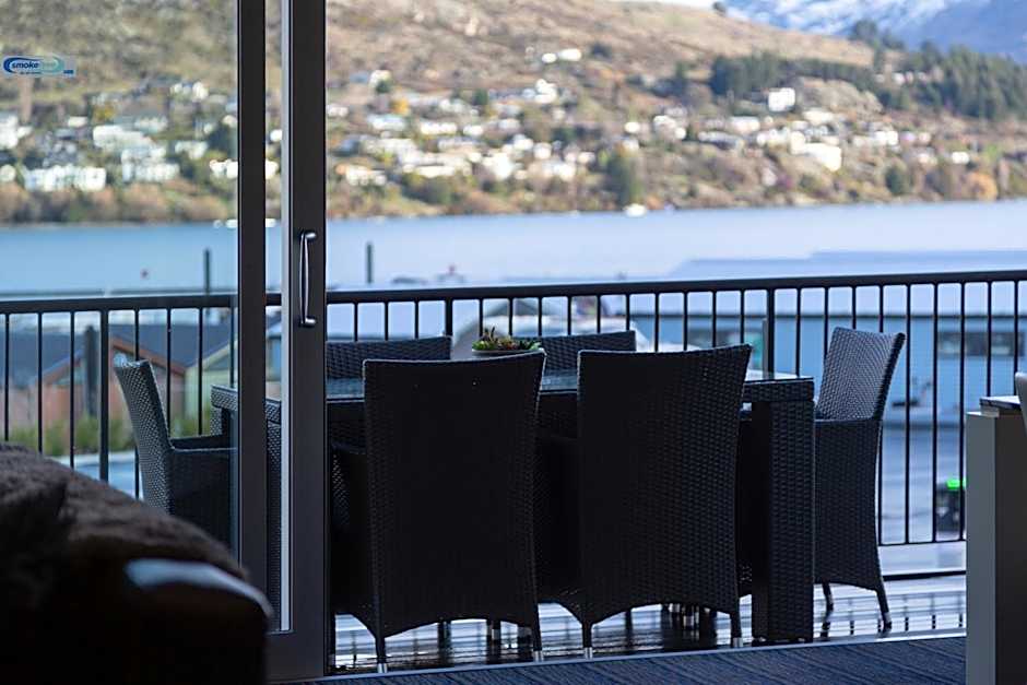 Marina Apartments - Element Escapes