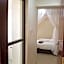 Calabash Hotel, Migori