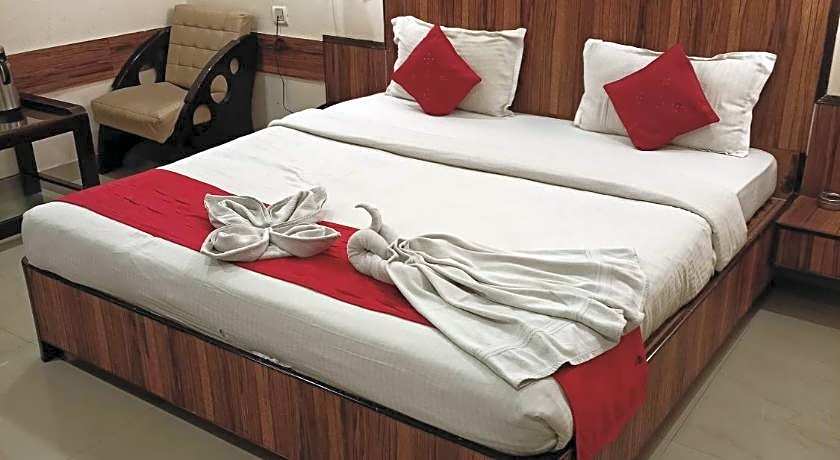 Di Di Hotel Alambagh