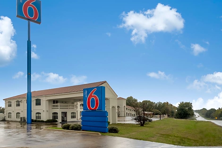 Motel 6-Canton, TX