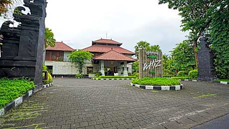 Grand Whiz Hotel Nusa Dua
