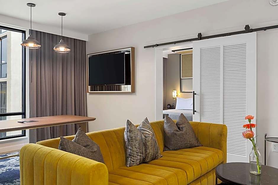 Canopy by Hilton Memphis Downtown