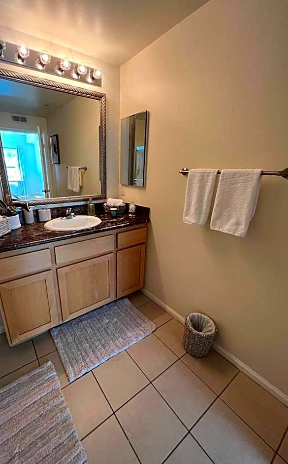 SoCal Lux on Miramar