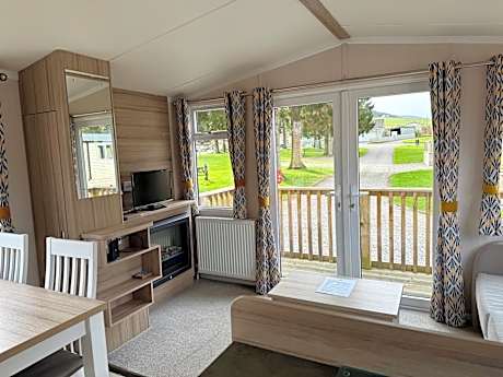 The Trout Van - Beautiful, luxury static caravan