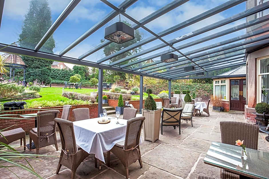 Alexandra Court Hotel