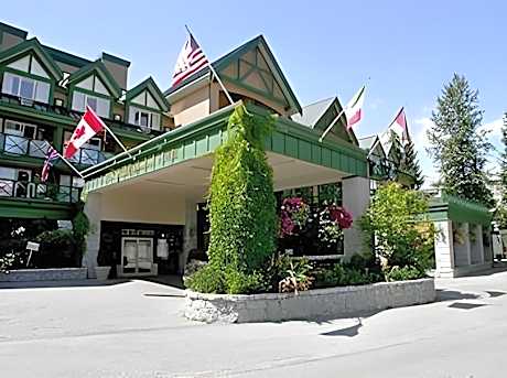 Pinnacle Hotel Whistler