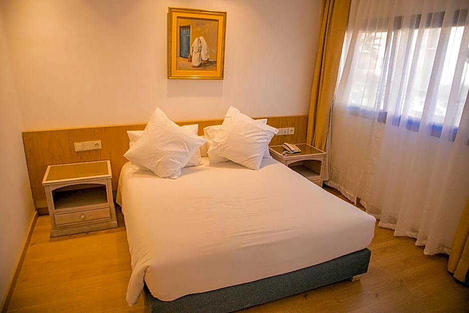 Sahara Line Hotel