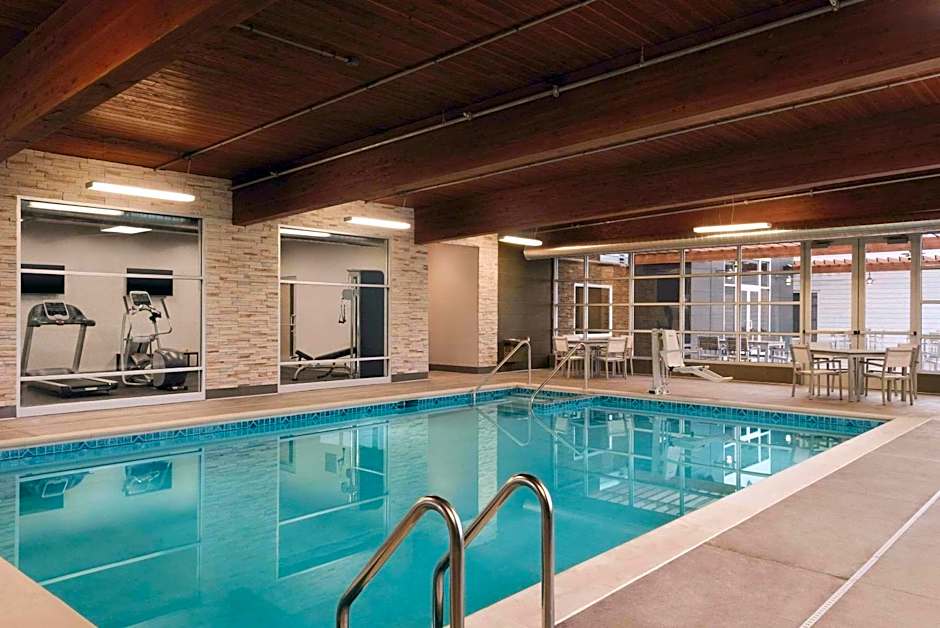 Country Inn & Suites by Radisson, Ft. Atkinson, WI