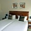 Lakeview Boutique Hotel & Conference Center