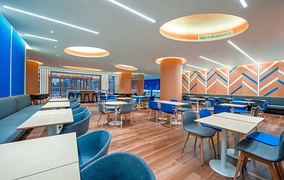 Holiday Inn Express Dongyang Hengdian By IHG