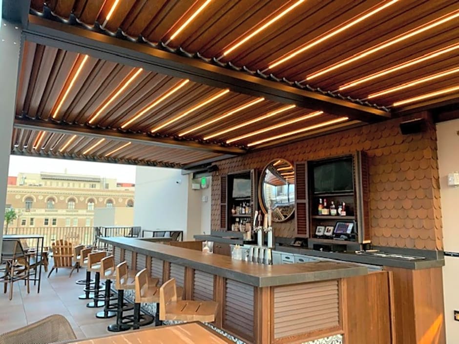 The Peregrine Omaha Downtown Curio Collection By Hilton