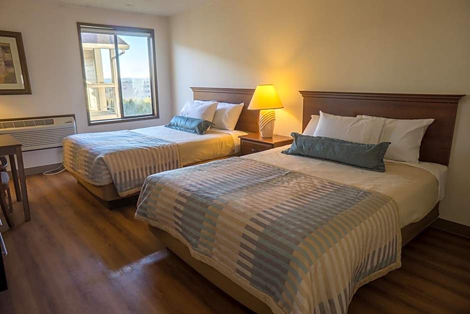 Sunnyside Inn and Suites