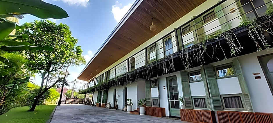 White Penny Hostel