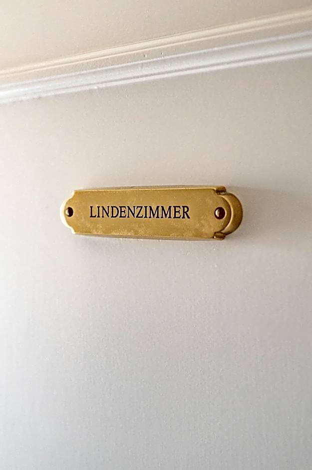 Landgasthof-Unter den Linden