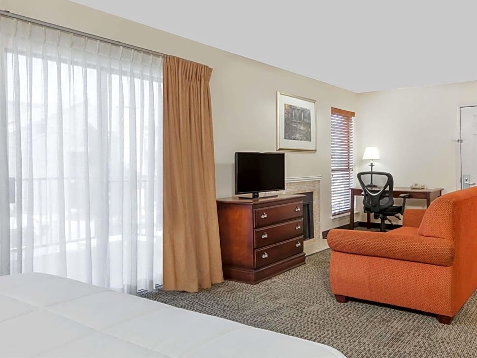 Hawthorn Extended Stay by Wyndham Dallas