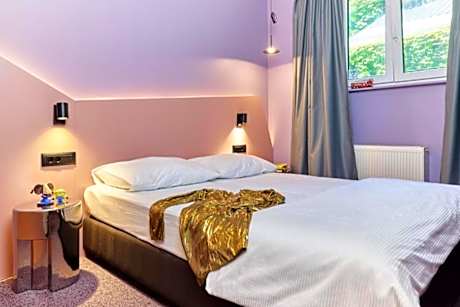 Standard Double / Twin Room