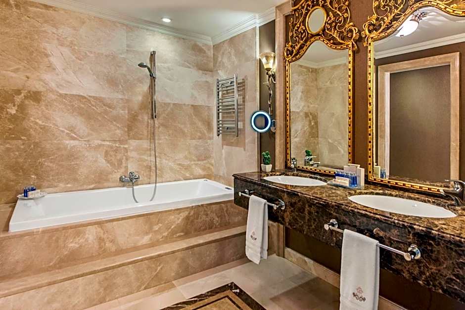 Elite World Van Hotel