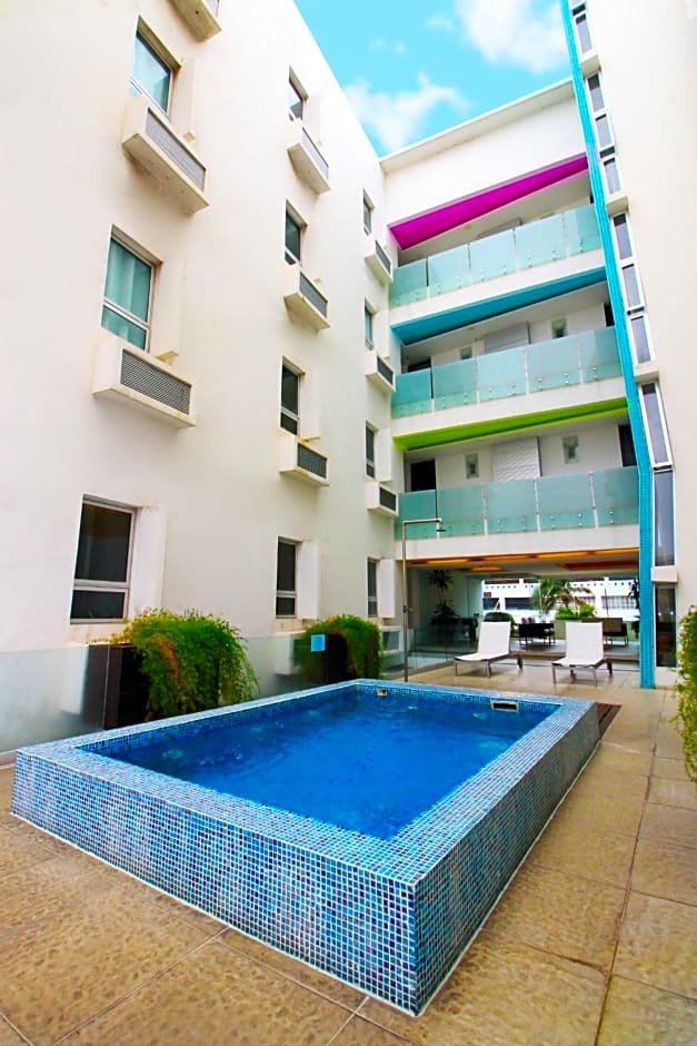 Nu Hotel