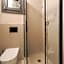 The Glam Boutique Hotel & Apt