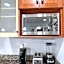 Solara Suite with Indoor Pool / Hot tub / Parking