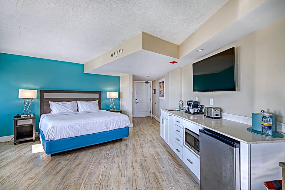 Commander Hotel & Suites
