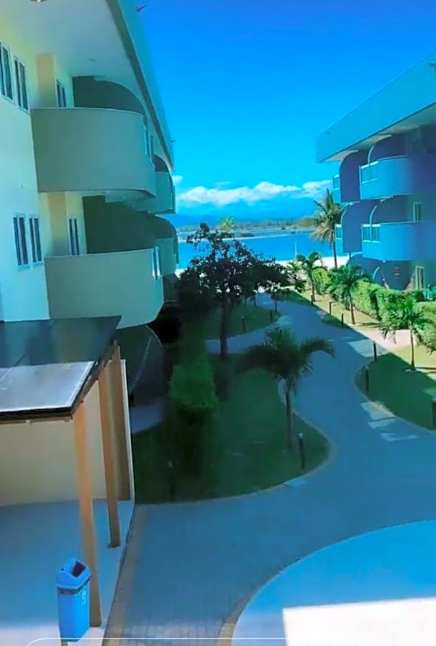 Arraial do cabo golden Lake