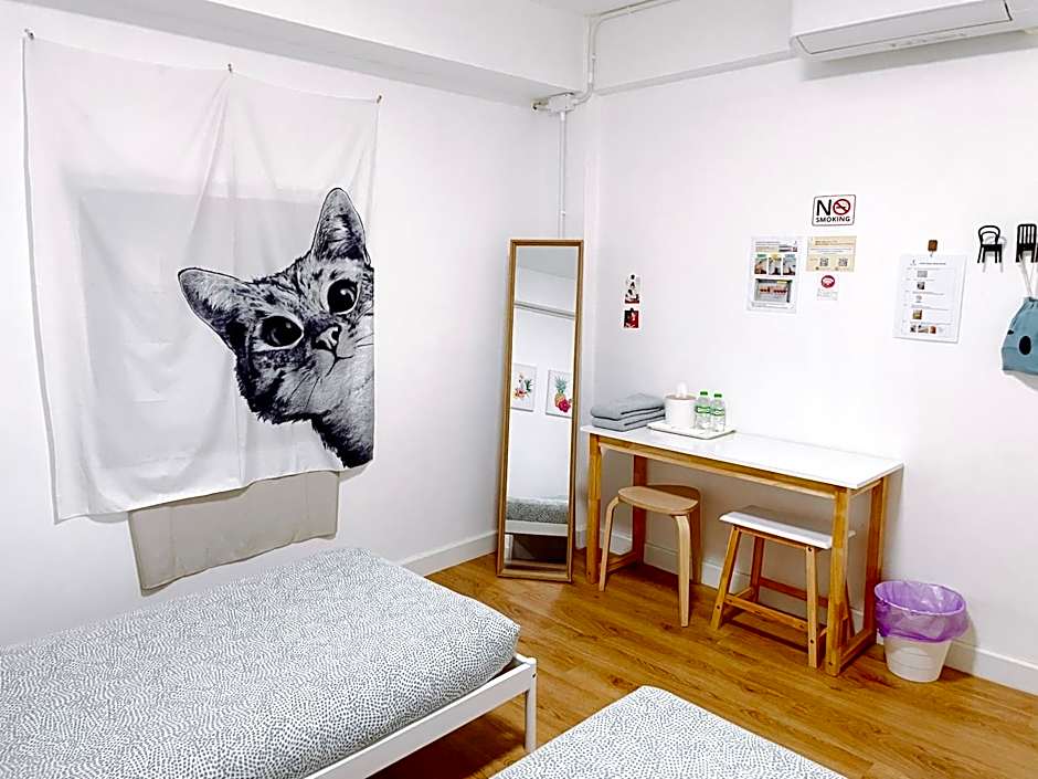 Room Story Hostel