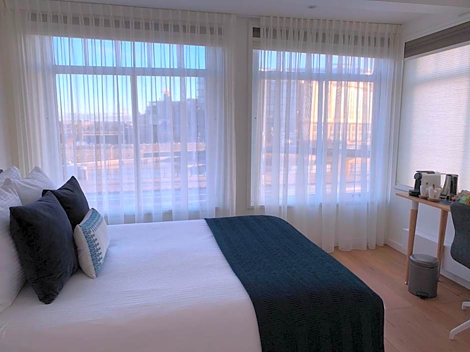 PH93 Amsterdam Central