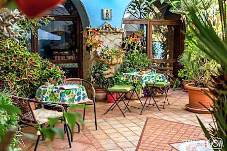 La Finestra sul Cortile B&B