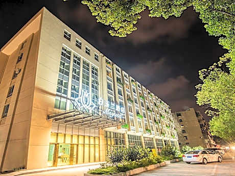 Magnotel Taizhou Jiaojiang Yunxi Road Yanyu Park