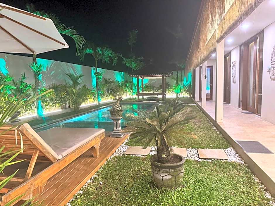 Villa 10 Rose Bali 3BR Luxury