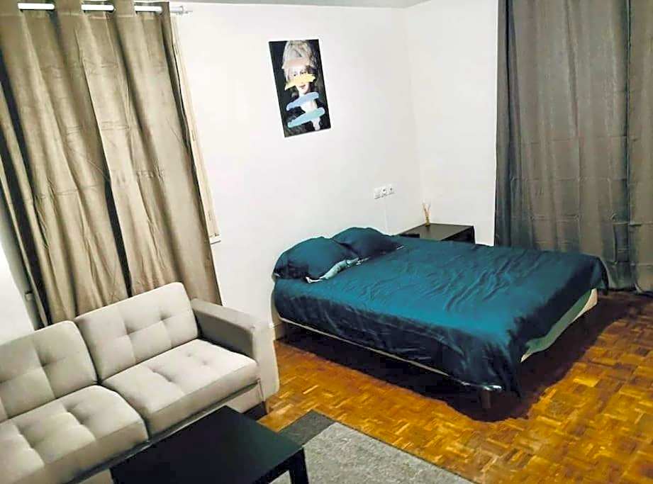 7- Appartement proche Paris idéal groupe