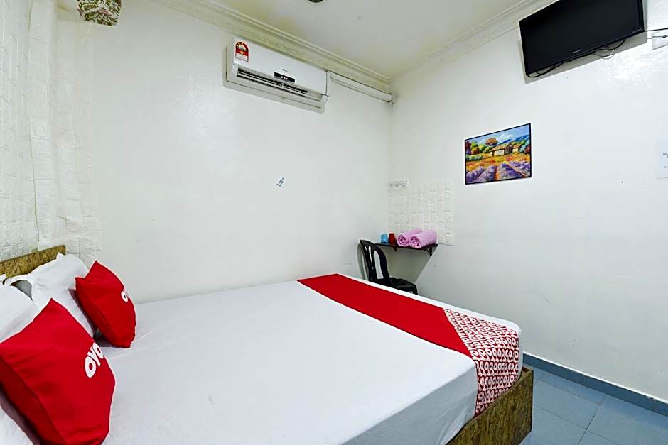 Hotel O Indah