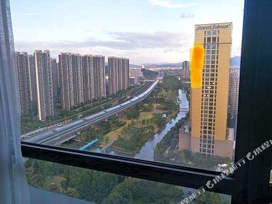 Qingteng Yisu Hotel (Beilun Yintai Chengzhonghe Road Subway Station Store)