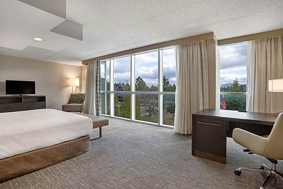 Embassy Suites by Hilton Seattle Bellevue