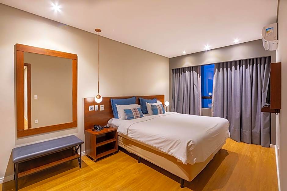 Mercure Curitiba Golden Hotel