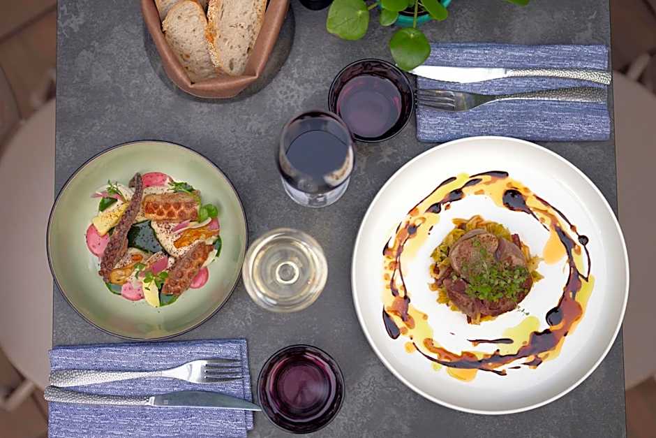 Renaissance by Marriott Paris Republique Hotel