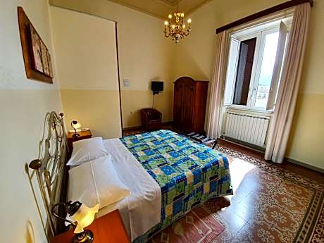 Double or Twin Room with Shared Bathroom