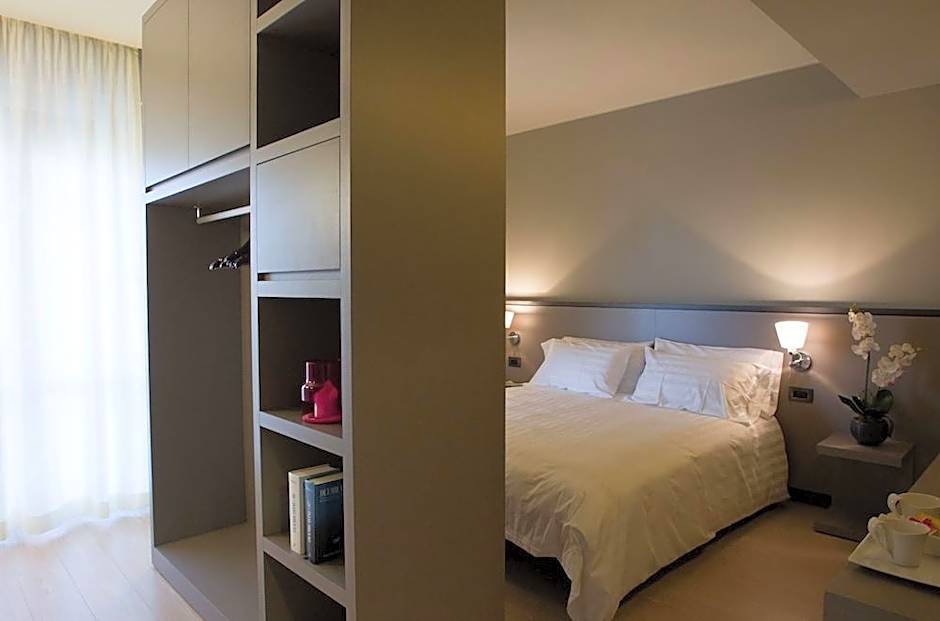 Zara Rooms & Suites