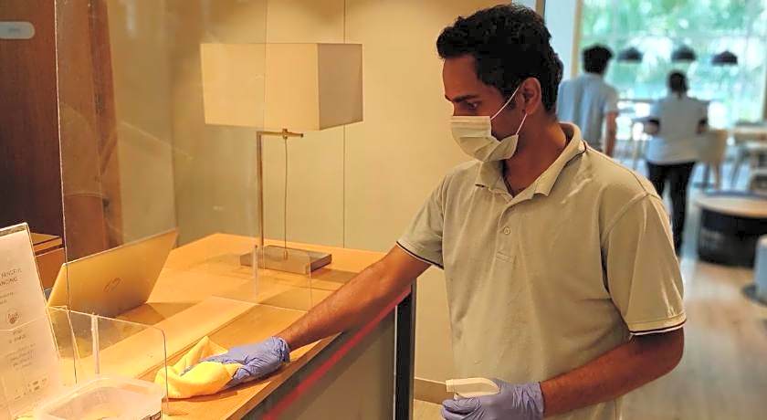 Holiday Inn Express Hyderabad Banjara Hills By IHG