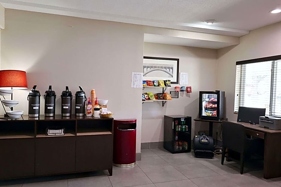 Country Inn & Suites by Radisson, Sparta, WI