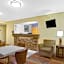 Super 8 by Wyndham Lewisburg