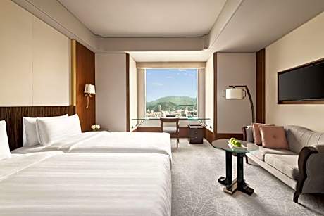 Horizon Deluxe Twin Room with Horizon Club Lounge Access